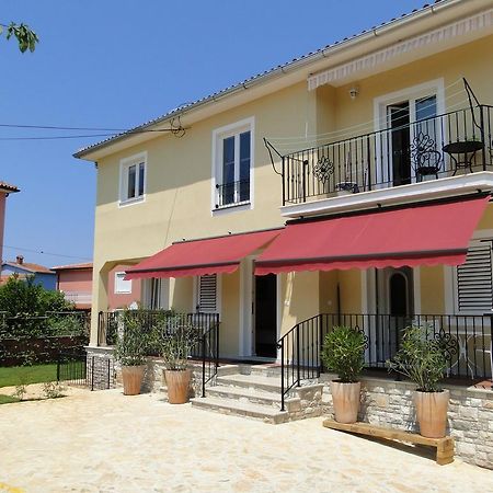 Villa Ester Umago Esterno foto